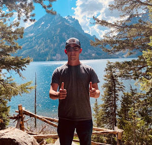 Meet your Posher, Clay